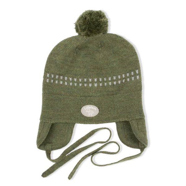 Lue med dusk og knyting fra Lillelam i 100% merinoull i fargen oliven