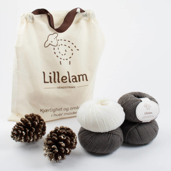 Lillelam_Strikkepakke_ brun Håndstrikkepakke Baby - Lillelam Strikkepakke brun