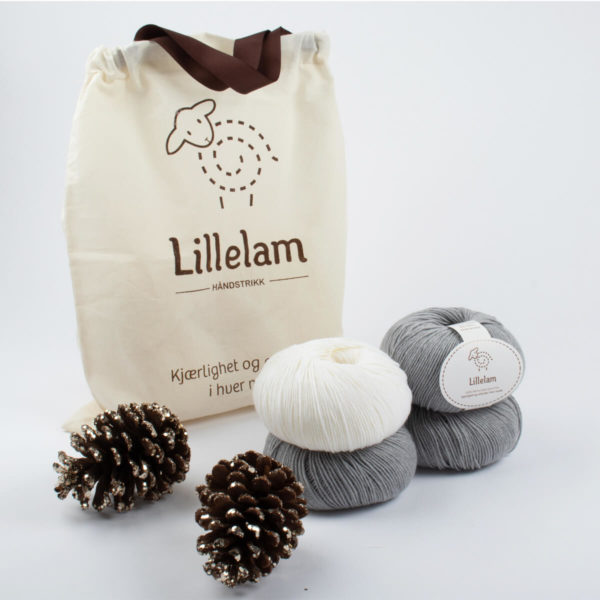 Lillelam_Strikkepakke_grå Håndstrikkepakke Baby - Lillelam Strikkepakke grå