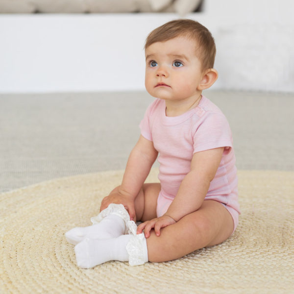 Ullbody kort erm - Lillelam body kort erm rosa